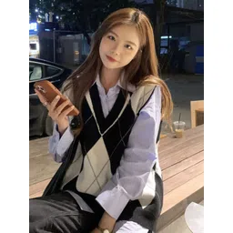 StyleCast Women Checked Sleeveless Sweater Vest-picture-13