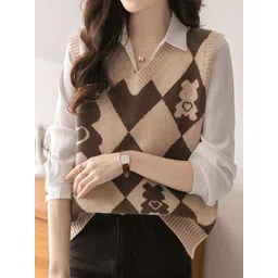 StyleCast Women Checked V-Neck Argyle Pullover-picture-17