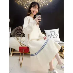 StyleCast Women Pullover image 1