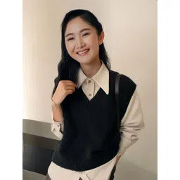 StyleCast Women Solid V-Neck Sleeveless Sweater Vest-picture-39