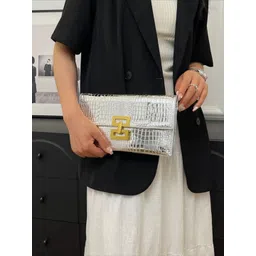 StyleCast Women Textured Box Clutch-picture-25