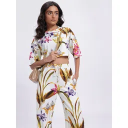 Stylecast X Hersheinbox Floral Printed Co-Ords-picture-32