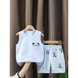 StyleCast x Revolte Boys Printed Pure Cotton T-shirt With Shorts-picture-19