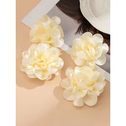 StyleCast x Revolte Floral Studs Earrings-picture-19