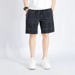StyleCast x Revolte Men Checked Outdoor with Technology Shorts-picture-23