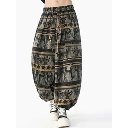StyleCast x Revolte Men Ethnic Motifs Printed Loose Fit Trousers-picture-23