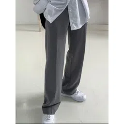 StyleCast x Revolte Men Loose Fit Pleated Trousers-picture-16