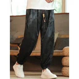 StyleCast x Revolte Men Printed Loose Fit Easy Wash Pleated Drop Crotch Trousers-picture-28