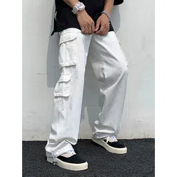 StyleCast x Revolte Men Regular Fit Cargos Trousers-picture-22