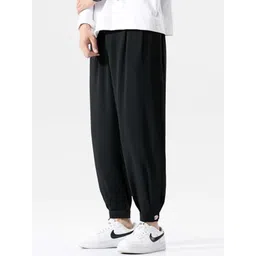 StyleCast x Revolte Men Regular Fit Mid-Rise Anti Fit Trousers-picture-12