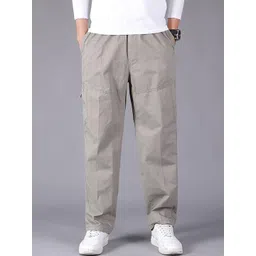 StyleCast x Revolte Men Regular Fit Mid-Rise Cotton Parallel Trousers-image-19