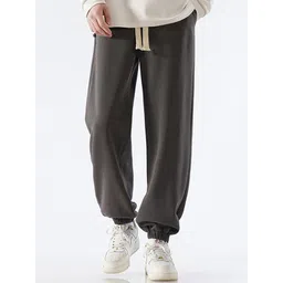 StyleCast x Revolte Men Regular Fit Mid-Rise Easy Wash Trousers-image-2