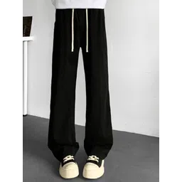 StyleCast x Revolte Men Relaxed Fit Mid-Rise Clean Look Light Fade Non Stretchable Jeans-picture-30