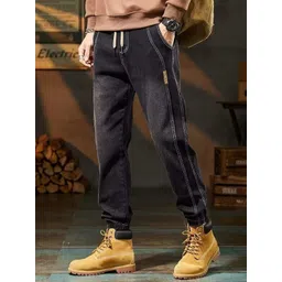 StyleCast x Revolte Men Skinny Fit Light Fade Mid-Rise Jeans-picture-11