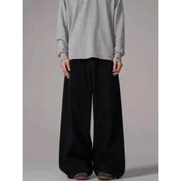 StyleCast x Revolte Men Solid Loose Fit Mid-Rise Wrinkle Free Trousers-picture-16