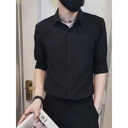 StyleCast x Revolte Men Spread Collar Textured  Formal Shirt-picture-17