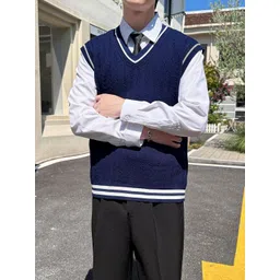 StyleCast x Revolte Men Sweater Vest-picture-31