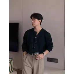 StyleCast x Revolte Men V-Neck Cable Knit Cardigan-picture-26