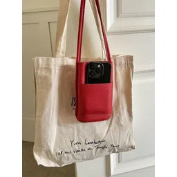 StyleCast x Revolte PU Swagger Sling Bag-picture-34