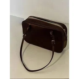 StyleCast x Revolte PU Swagger Sling Bag-picture-39