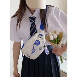 StyleCast x Revolte Sling Bag-picture-41