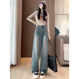 StyleCast x Revolte Women Cotton Light Fade Stretchable Jeans-picture-15