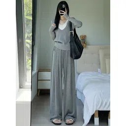 StyleCast x Revolte Women Regular Fit Mid-Rise Trousers-picture-20