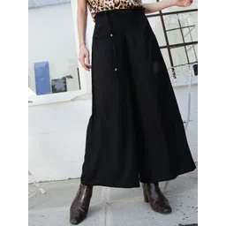 StyleCast X SERA Women Relaxed Flared Easy Wash Pleated Trousers-picture-38