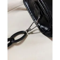 Styli Black Solid Sling Handbag image 4