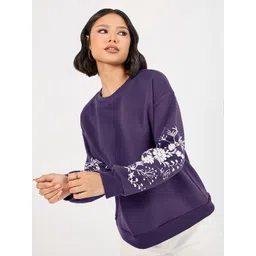 Styli Floral Printed Round Neck Pullover Sweatshirt-picture-11