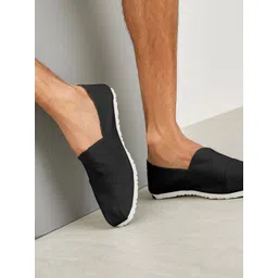 Styli Men Black Solid Canvas Espadrille-picture-20