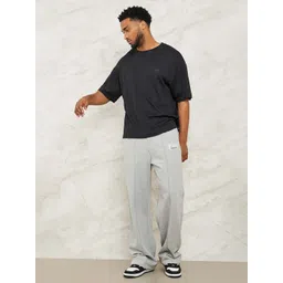 Styli Men Grey Fleece Pintuck Wide Leg Jogger image 1