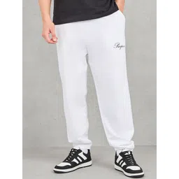 Styli Men Minimal Pocket Print Oversized Joggers-picture-40