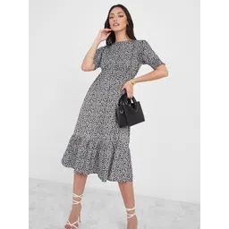 Styli Printed Monochrome A-Line Midi Dress-picture-19