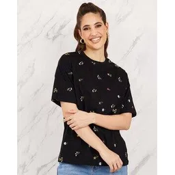 styli Women Oversized All Over Embroidery Longline T-Shirt-picture-35