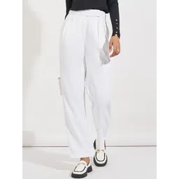 Styli Women Solid High Rise Box Pleat Detail Twill Pants-picture-17