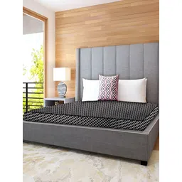 Stylista Black & White Cotton Water Resistant Elastic Strap King Mattress Protector-image-39