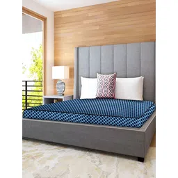 Stylista Blue & White Cotton Water Resistant Elastic Strap King Mattress Protector-image-5