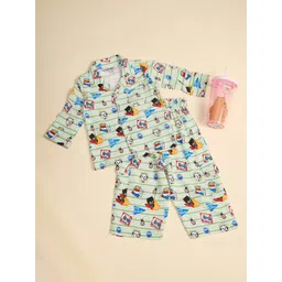 Stylo Bug Boys Superhero Printed Night suit-picture-17