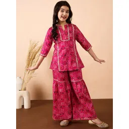 Stylo Bug Girls Ethnic Motifs Printed Panelled Gotta Patti Pure Cotton Kurti with Sharara-picture-34
