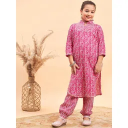 Stylo Bug Girls Ethnic Motifs Printed Regular Pure Cotton Kurti With Trousers-picture-22