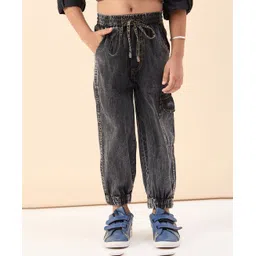 Stylo Bug Cotton Solid Cargo Pants - Black-image-5