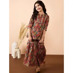 StyloBug Girls Multi Cotton All over Print Kurti Set-picture-26