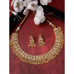 Sukkhi Women Gold-Plated Stone-Studded & Beaded Jewellery Set-picture-14