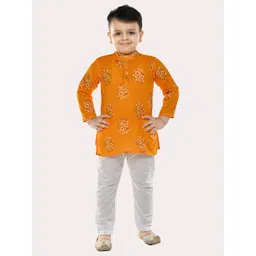 Superminis Boys Pure Cotton Gold Foil Printed Yellow & White Kurta Pyjama Set-picture-23