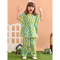 Superminis Girls Chevron Printed Gotta Patti Pure Cotton Kaftan Kurta With Trousers-picture-11