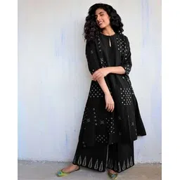 svaraa Women Floral Anarkali Kurta Set-picture-24