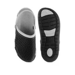SZN Men Clogs Sandals image 4