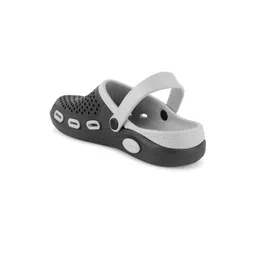 SZN Men Clogs Sandals image 3
