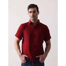 SZN Men Textured Spread Collar Cotton Casual Shirt-picture-10